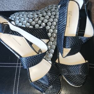 International Conceptd Black Snakeskin Women's Sandals/wedges